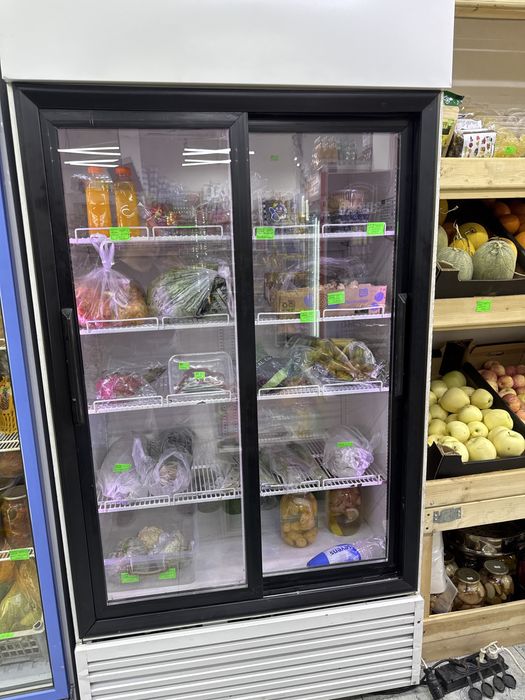 продам двухдверный холодильник рабочий