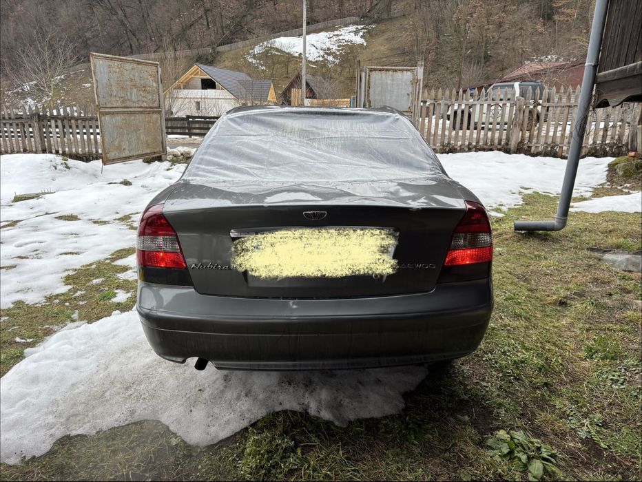 Daewoo Nubira 2 1.6 (avariată de zăpadă)