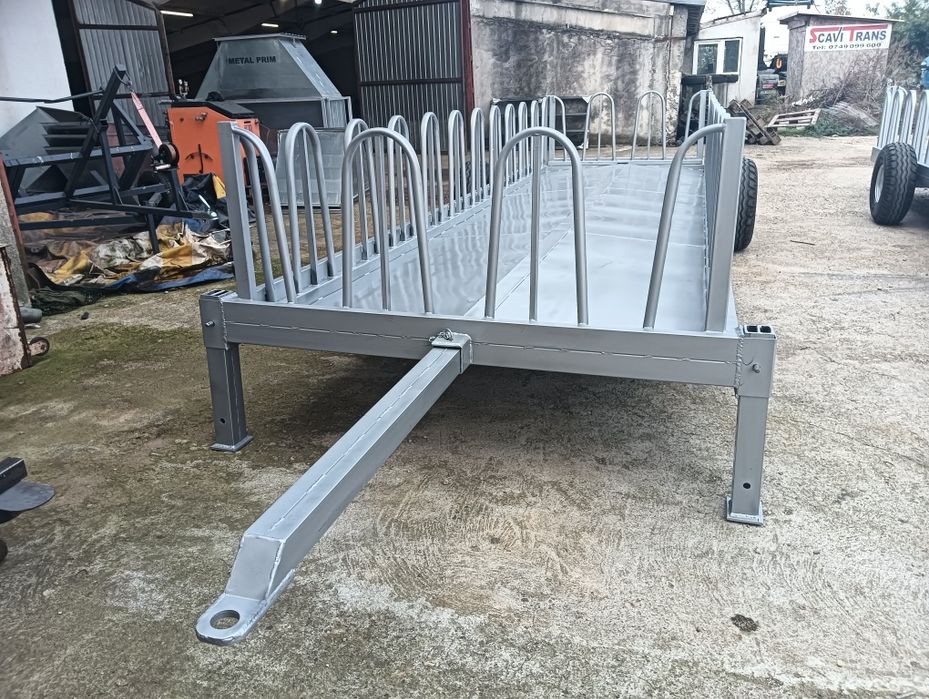 Hrănitor mobil pentru pășune.