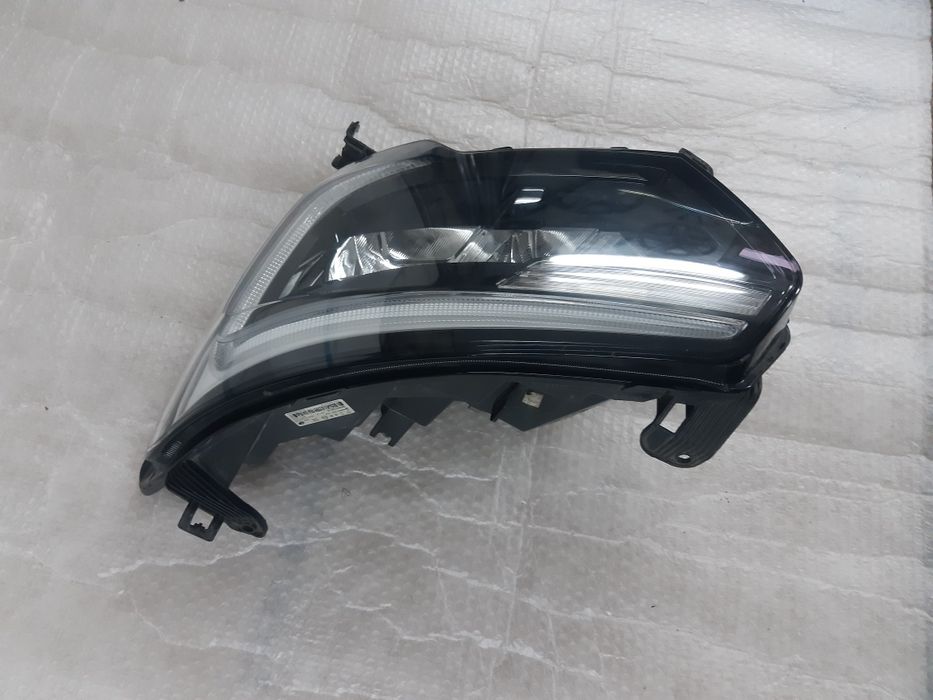 Far stanga Renault Master 4 dupa 2019