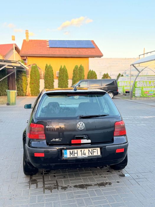 VOLKSWAGEN Golf 2000 — imagine 4