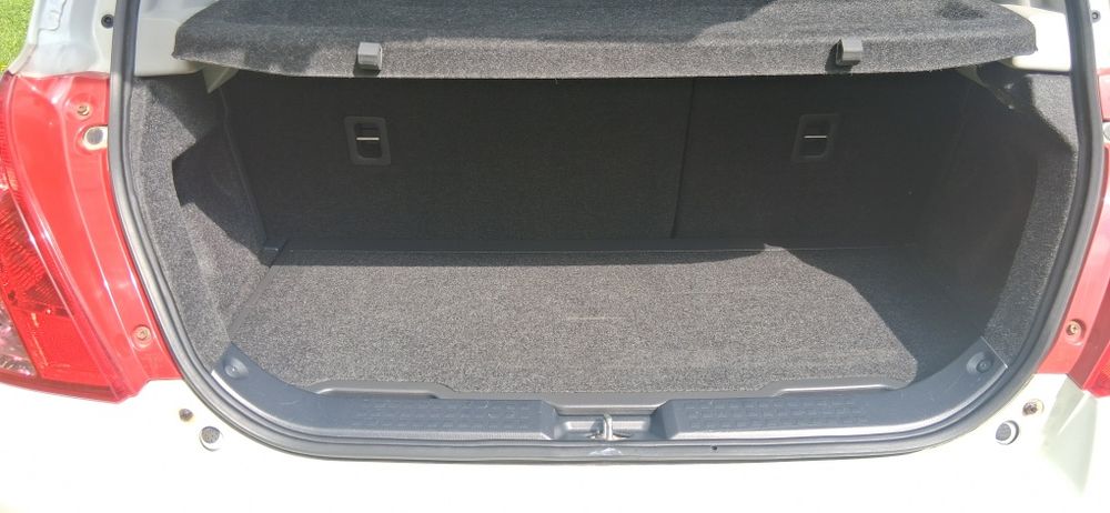 Vând  SUZUKI swift  4x4