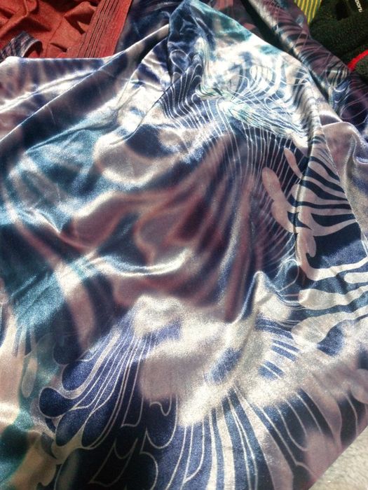 Idish tovoqlar sotiladi xrustal qora shaxzoda