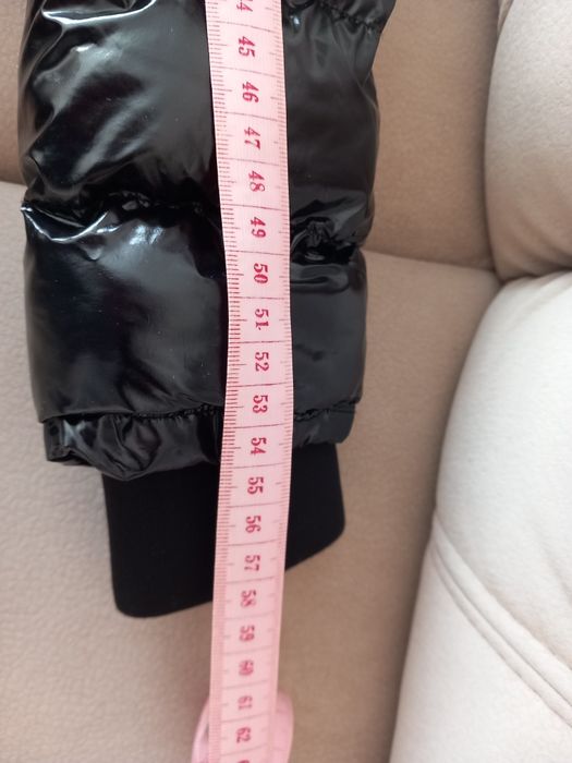 Geacă impermeabila cu glugă