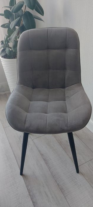 Продам красивые и стильные стулья.