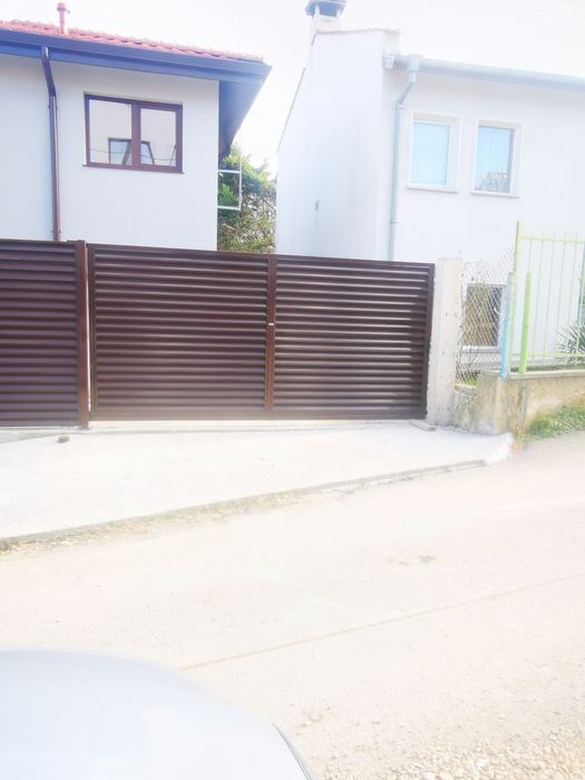 Метални огради тип щора