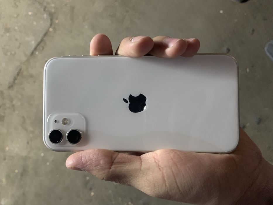 Iphone 11 white 64gb