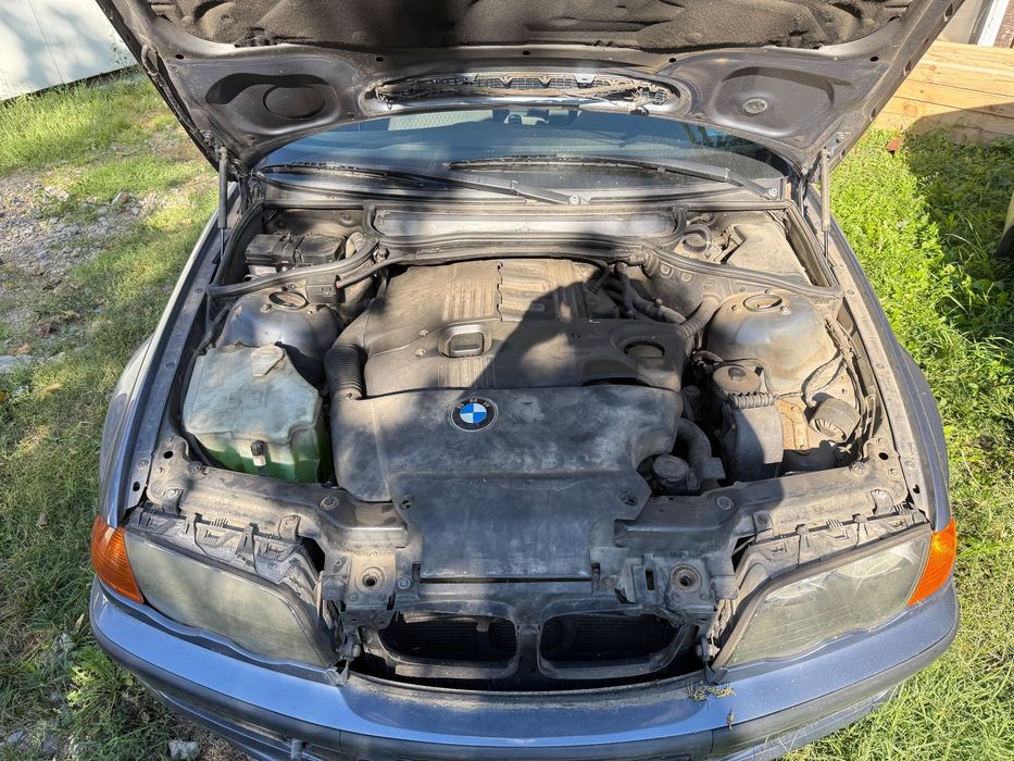 BMW 320d на части, 136 конски сили.