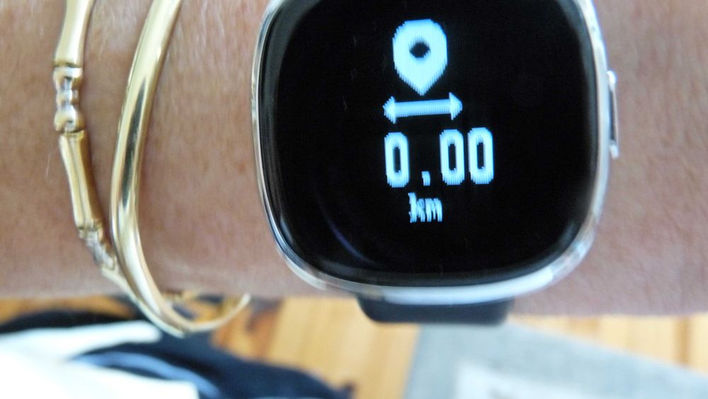 Смарт Грейслет фитнес часовник - полезен подарък