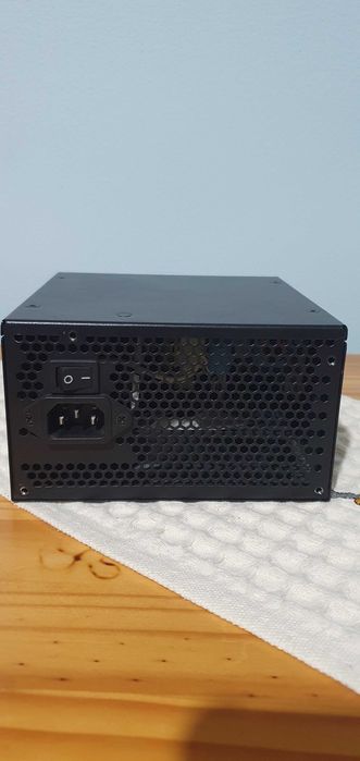 Sursa Pc Super Flower 550W SemiModulara