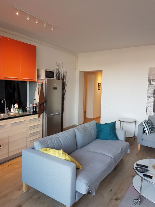 Închiriez apartament Laguna Residence