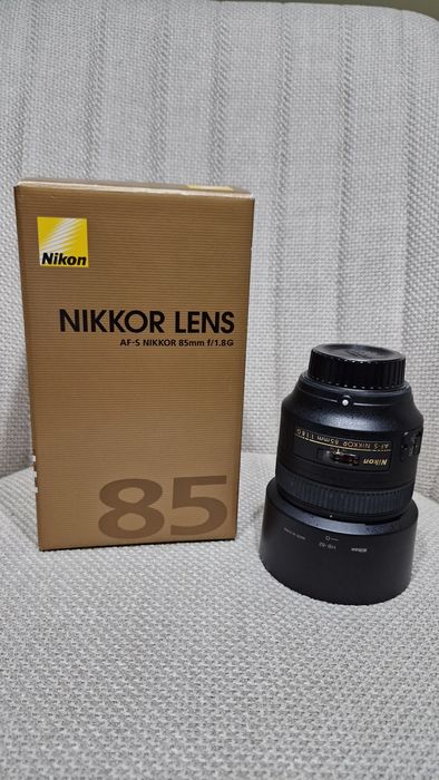 Обектив Nikkor 85 f 1.8G