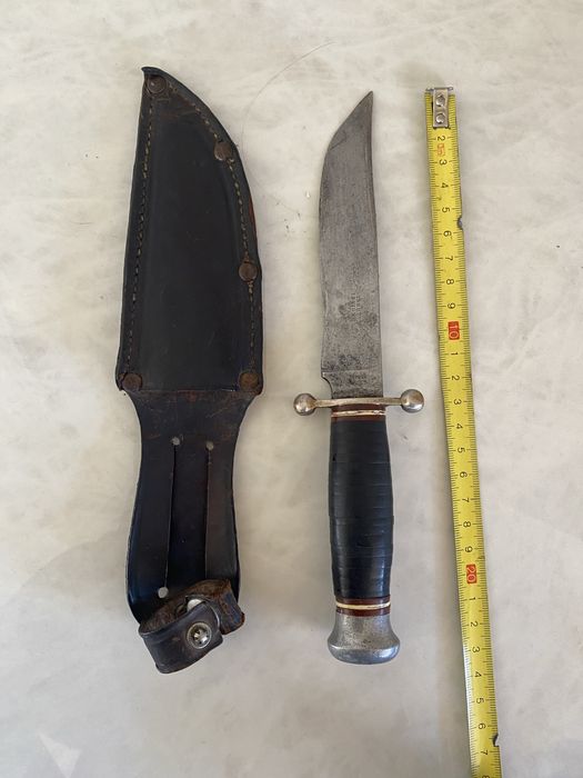 Cutit vanatoare Francez  Tarry Levigne  foarte vechi