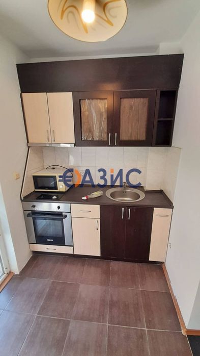 Продава се Двустаен апартамент в к.к. Слънчев бряг - 50 кв.м за 1210 €/кв.м - Снимка #9