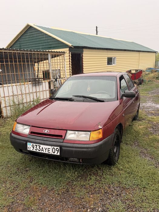 Ваз 2110 , 2004 год ижектор 8клап