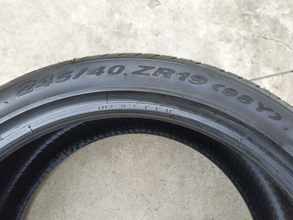 O anvelopa noua de vara 245 40 19 pirelli p zero