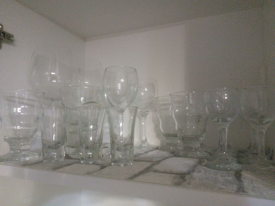 Продам все стекло