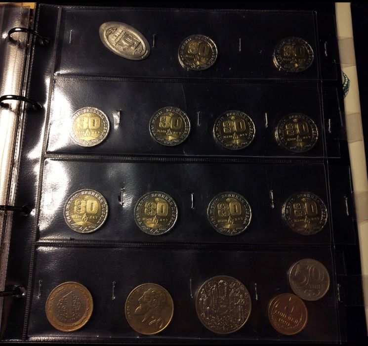 Монеты подлинные, коллекционные.