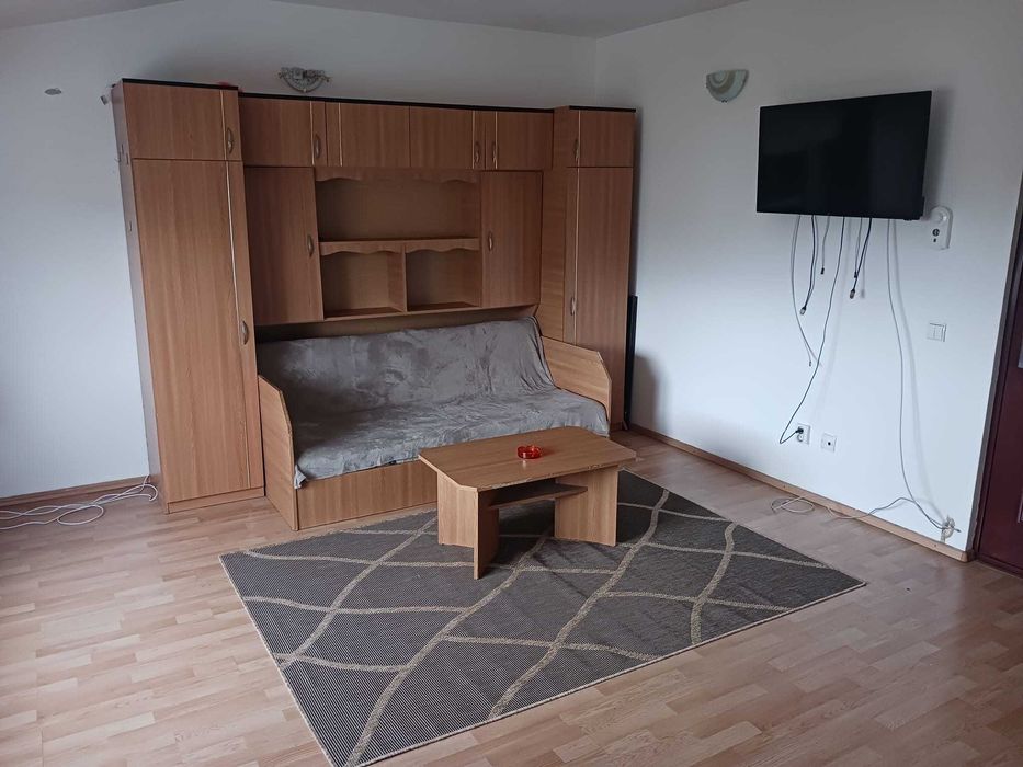 Închiriez garsonieră economică – 275 €/lună – Cluj, cartier Iris