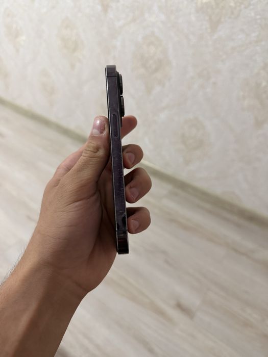 продам Iphone 14 pro