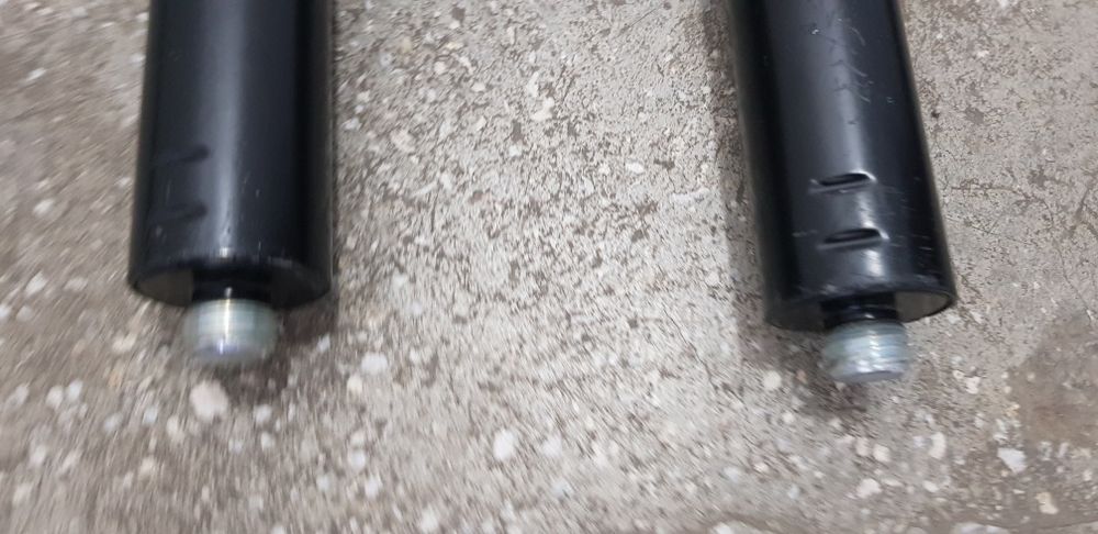 Suport - stativ - trepied - distantier bas subwoofer - top satelit