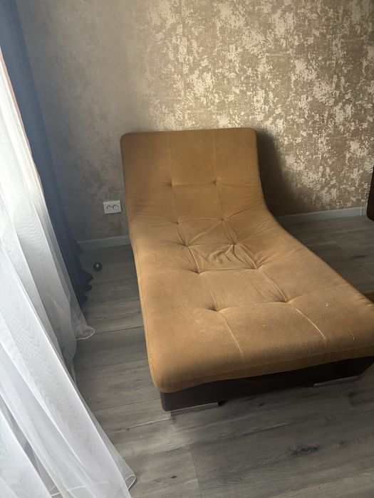 Отдам часть от мягкого уголка