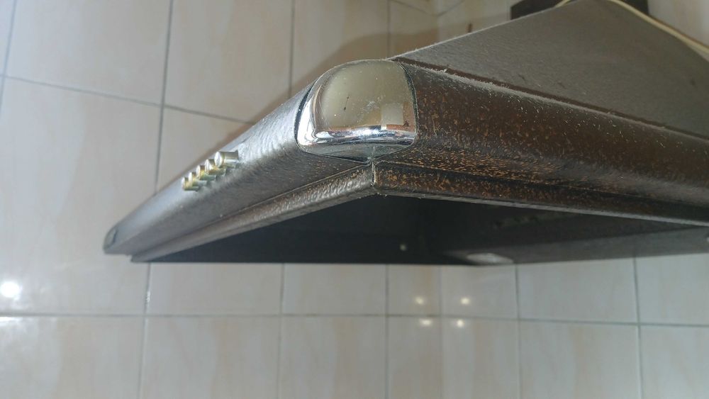 Витяжка vitech Saturn рабочий