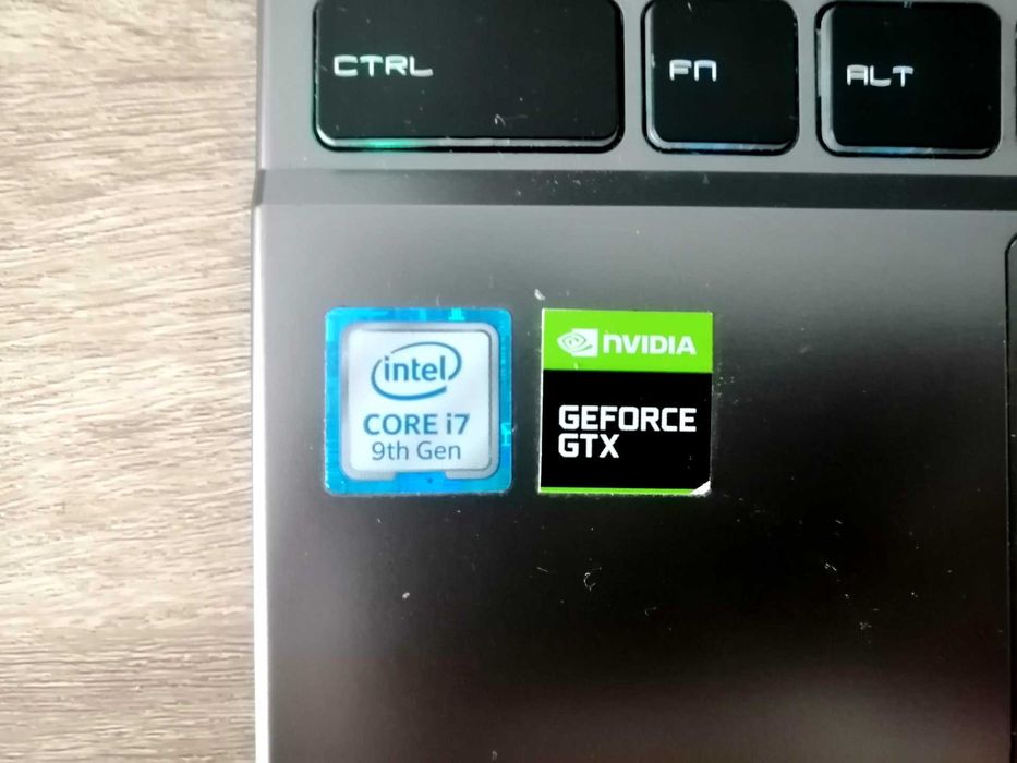 Laptop Gaming MSI Leopard / i7 9th / GTX 1660 Ti 6GB VRAM / 16 GB RAM
