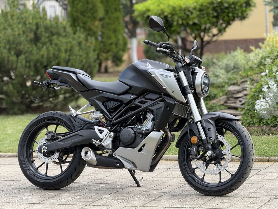 Honda CB125R 2018 ABS ~IMPECABIL~ A1-16Ani (nu cor yamaha mt yzf ktm)