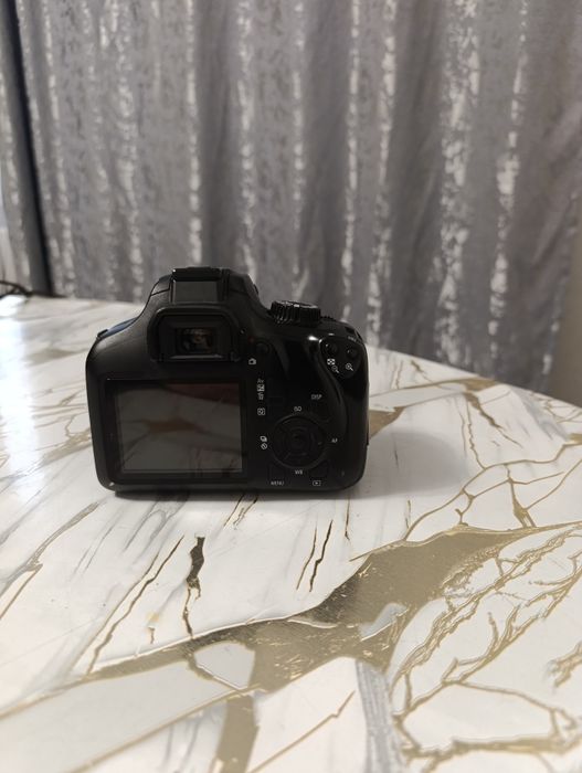 Фотоаппарат Canon 4000D