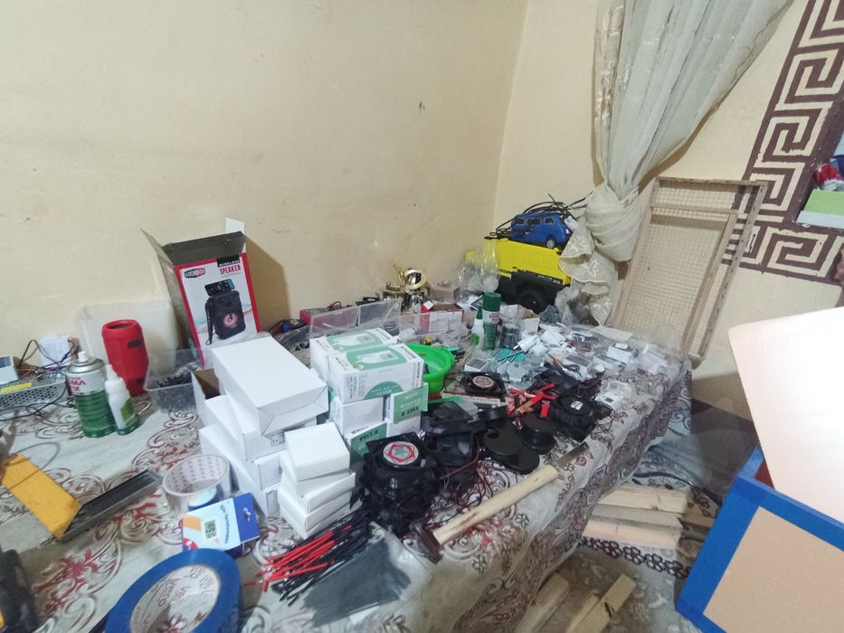 Inkubator inkubatir  polniy aftomat