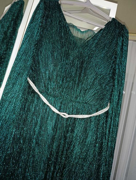 Продам платья Турция