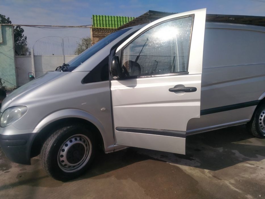 Мерседес бенс111