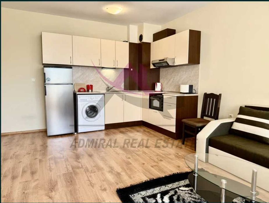 Просторен- Двустаен- Владислав Варненчик