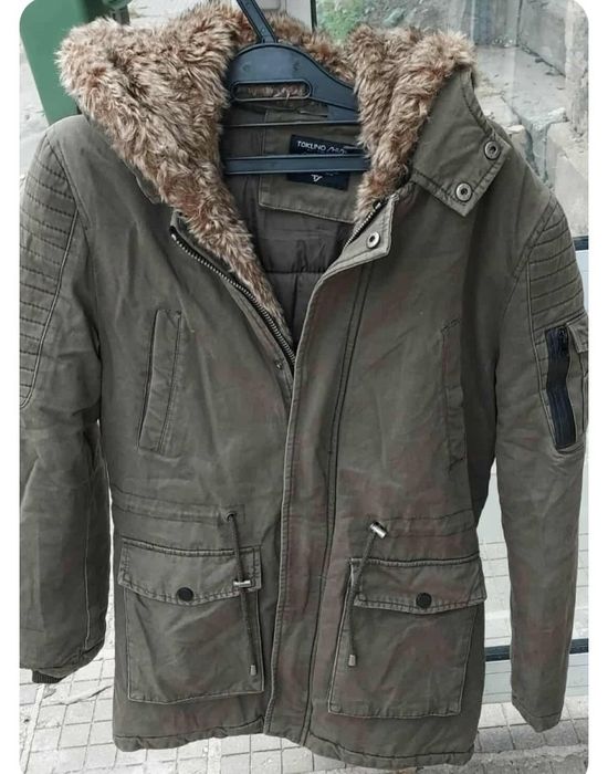 Зимна мъжка парка с качулка  ,р/р Л