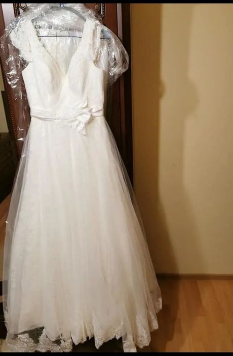 Rochie de mireasa  model Celeste culoare Ivory
