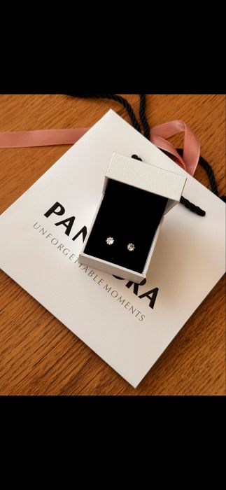 Пандора обеци Pandora