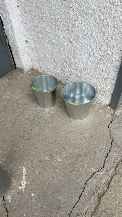 Ведро железное хорошее