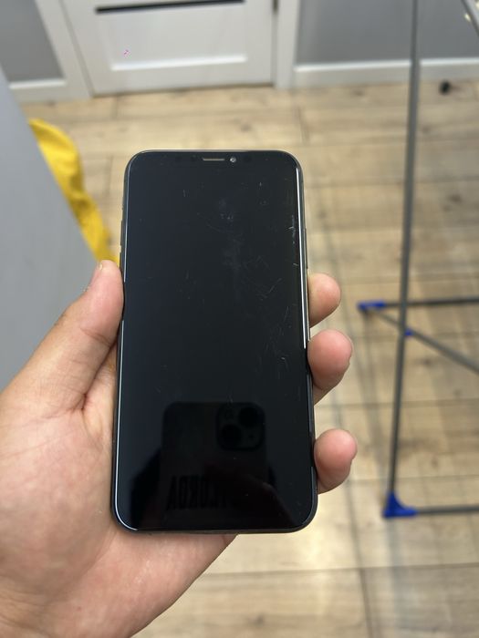 Продаю IPhone XS !