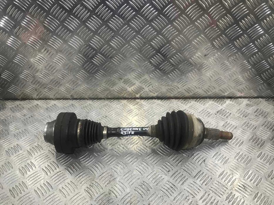 Предни полуоски Porsche Cayenne 4.5S 2004г.