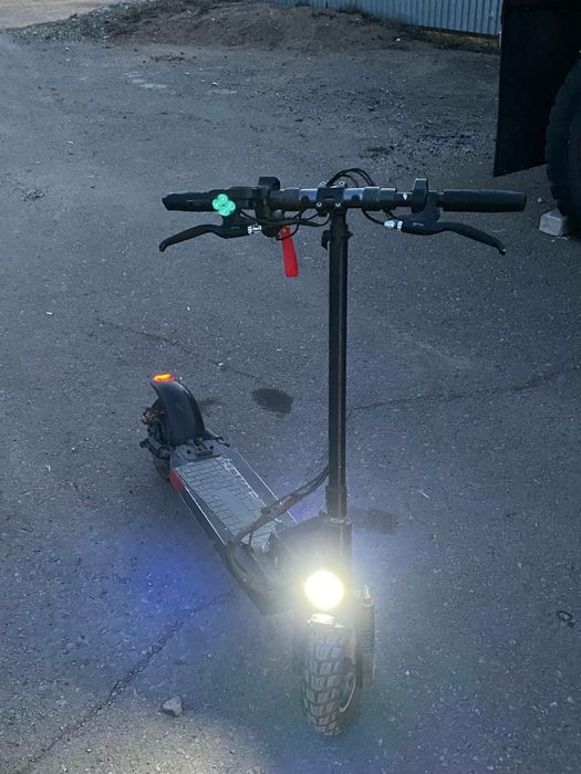 Продам kugo m4 pro