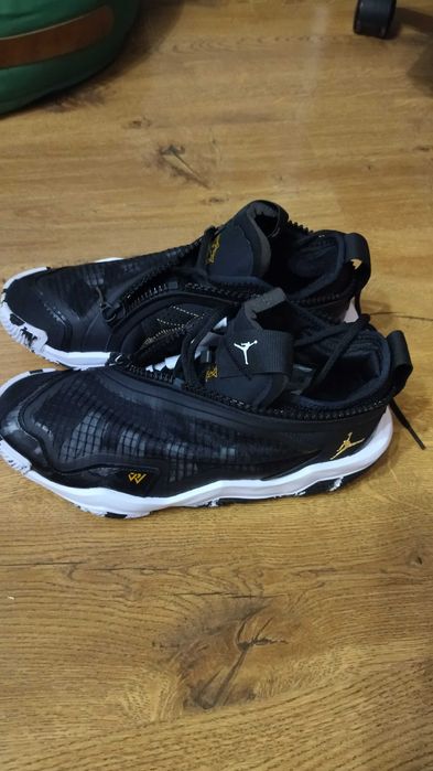 Джордан маратонки ,номер 40