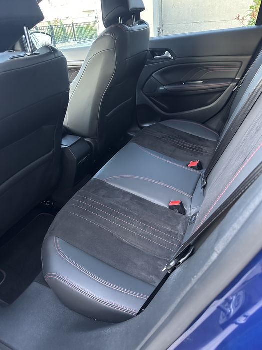 Peugeot 308 GT  facelift / full led / camera