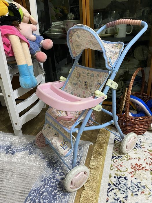 Коляска для кукол