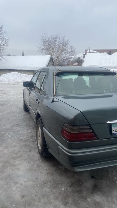 Продам Мерседец Е280