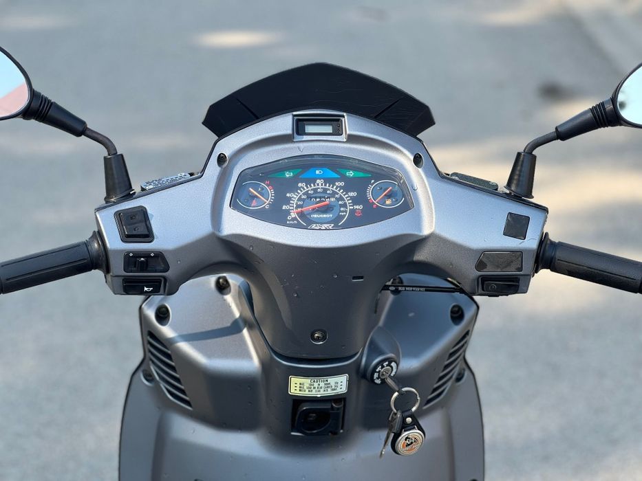 Peugeot lxr 125 ,2011 ,se conduce cu cat.B