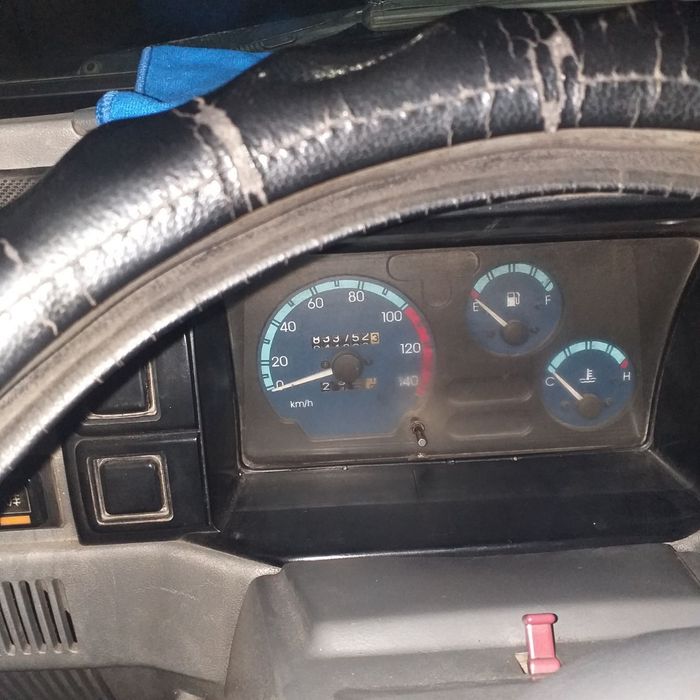 Дамас сотилади 2011