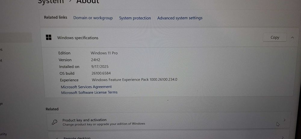 Laptop Dell Windows 11 cu i5 gen 8, 256 SSD, 14 inch full HD, 4G-GPS