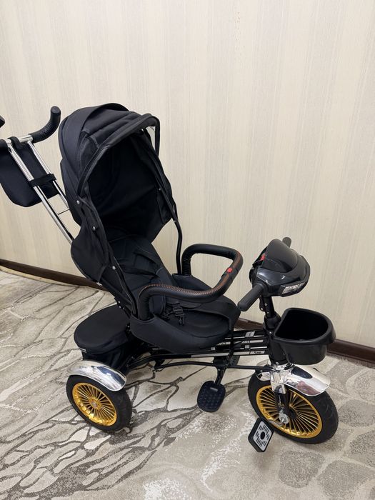 Детский трехколестный велосипед