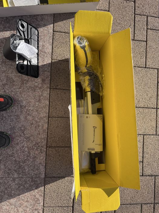 Aparat pentru spalat podele Karcher